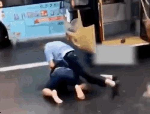 情侣打架爆料视频真实,火爆视频引发网友热议 第3张 情侣打架爆料视频真实,火爆视频引发网友热议 第3张